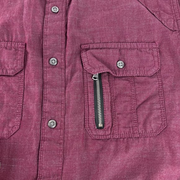 Rock & Republic Men's Small Button Shirt Short Sleeve Maroon Front Pocket Zip - Picture 7 of 9